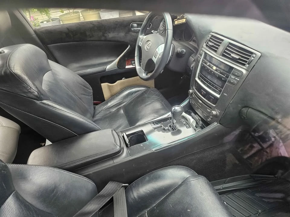 2007 Lexus IS 2nd Gen - Image 6 of 7