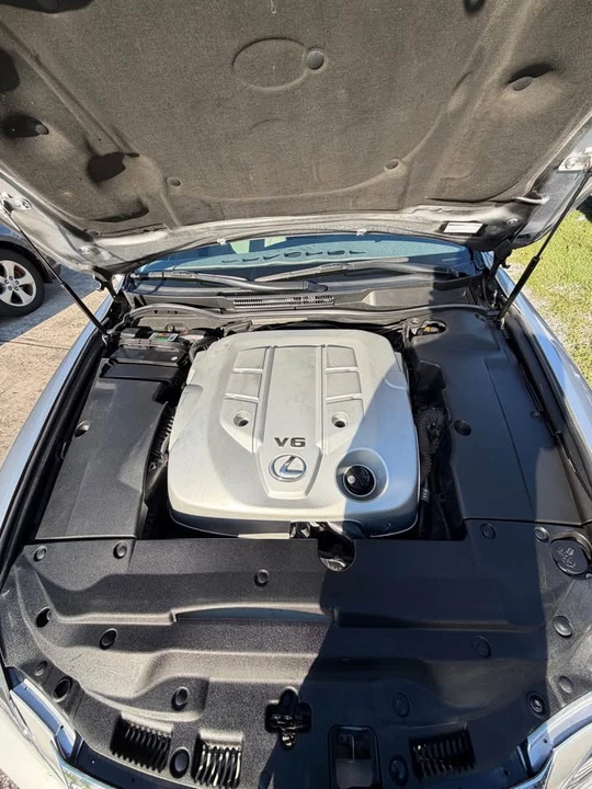 2007 Lexus IS 2nd Gen - Image 9 of 14
