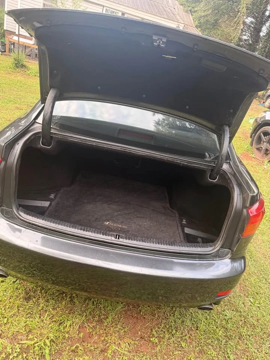 2007 Lexus IS 2nd Gen - Image 5 of 9