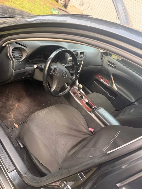 2007 Lexus IS 2nd Gen - Image 8 of 9