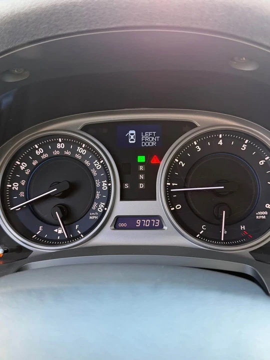 2007 Lexus IS 2nd Gen - Image 10 of 14