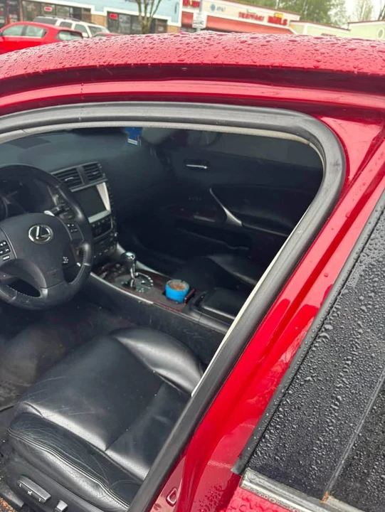 2007 Lexus IS 2nd Gen - Image 3 of 6