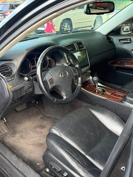 2007 Lexus IS 2nd Gen - Image 4 of 18