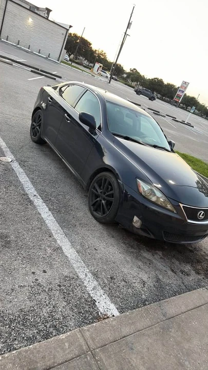 2007 Lexus IS 2nd Gen - Image 2 of 5