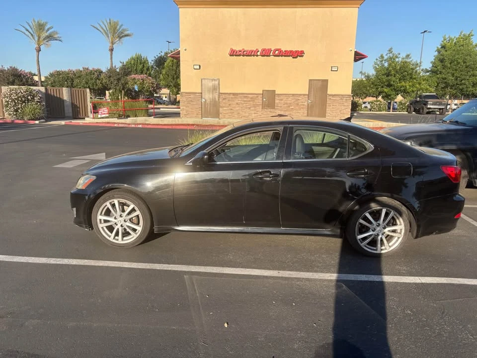 2007 Lexus IS 2nd Gen - Image 6 of 10