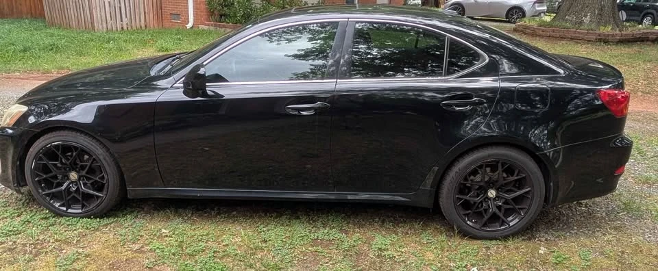 2007 Lexus IS 2nd Gen - Image 3 of 10