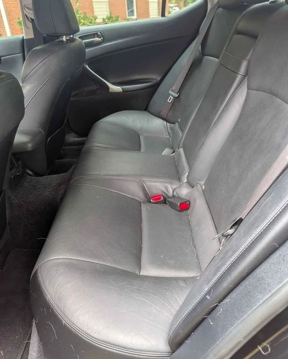 2007 Lexus IS 2nd Gen - Image 4 of 10