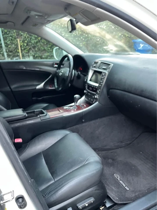 2007 Lexus IS 2nd Gen - Image 7 of 10