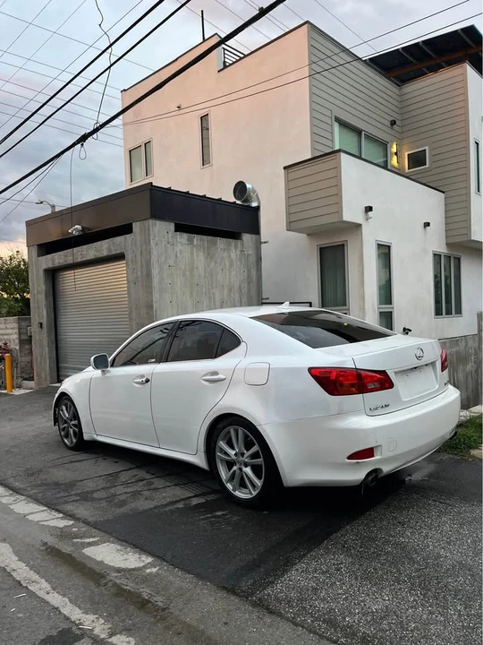 2007 Lexus IS 2nd Gen - Image 3 of 10