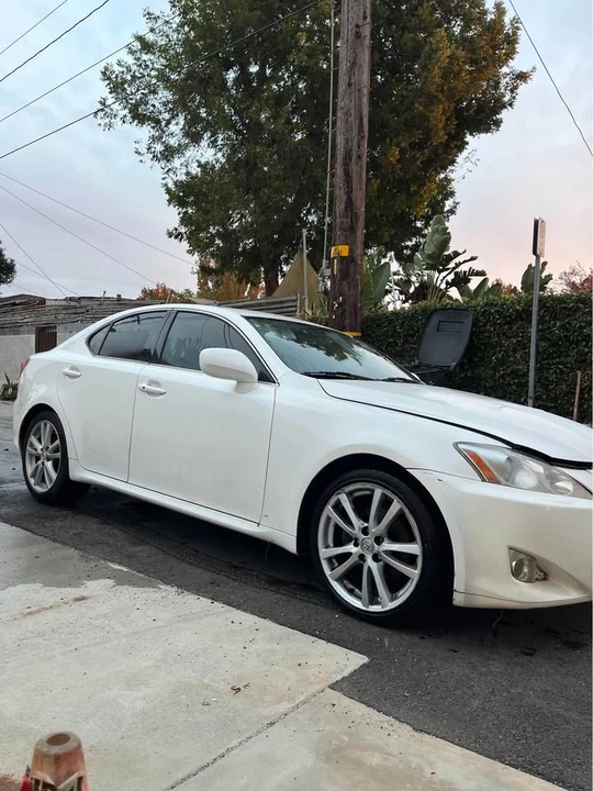 2007 Lexus IS 2nd Gen - Image 2 of 10