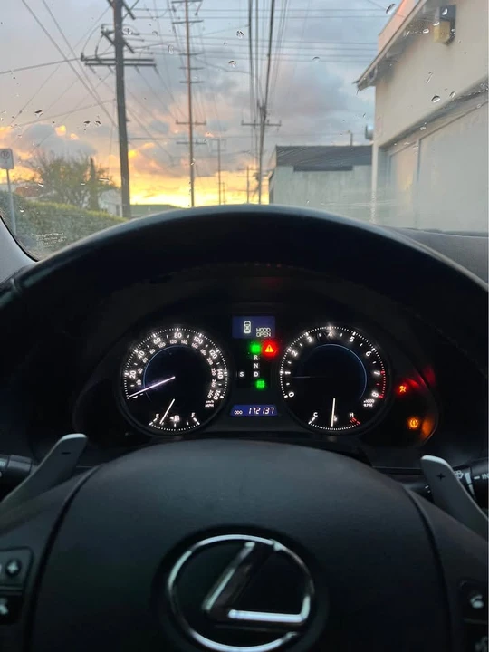 2007 Lexus IS 2nd Gen - Image 9 of 10