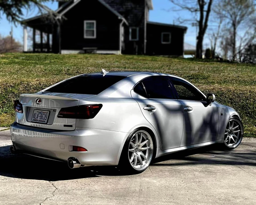 2007 Lexus IS 2nd Gen - Image 3 of 7