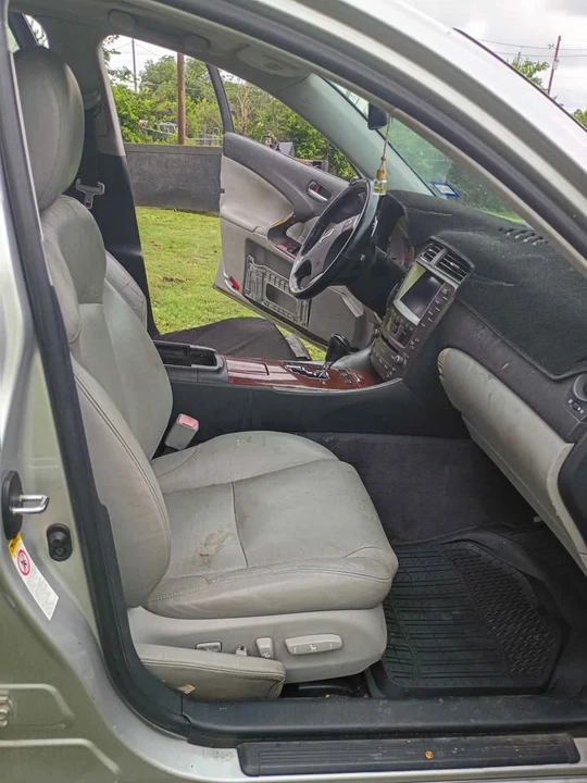 2007 Lexus IS 2nd Gen - Image 7 of 14