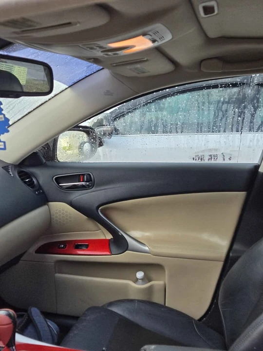 2007 Lexus IS 2nd Gen - Image 14 of 16