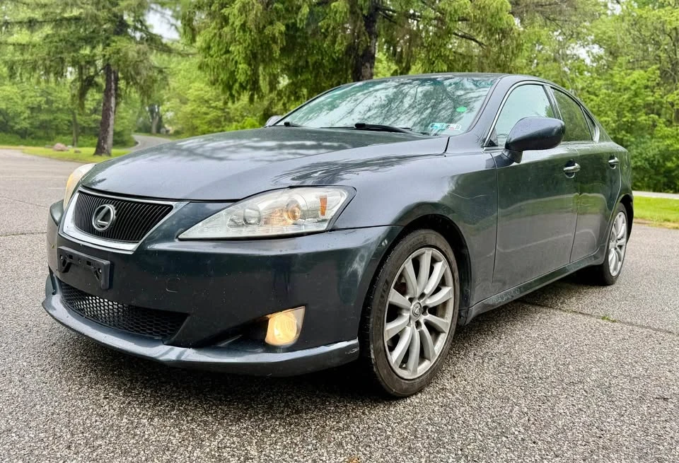 2007 Lexus IS 2nd Gen - Image 11 of 20