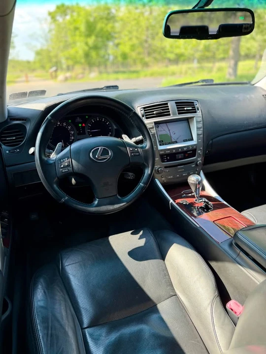 2007 Lexus IS 2nd Gen - Image 19 of 20