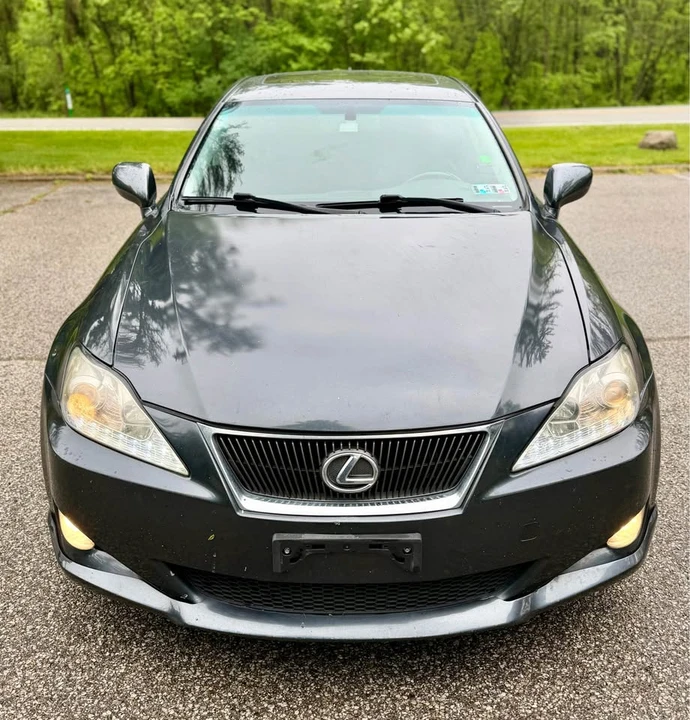 2007 Lexus IS 2nd Gen - Image 3 of 20