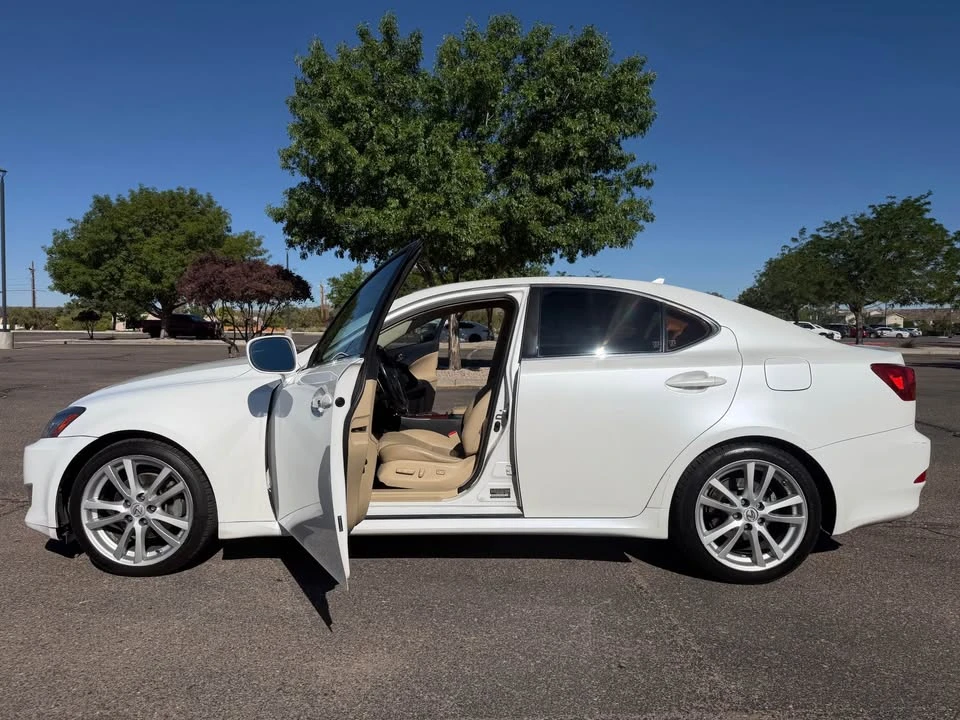 2007 Lexus IS 2nd Gen - Image 7 of 13