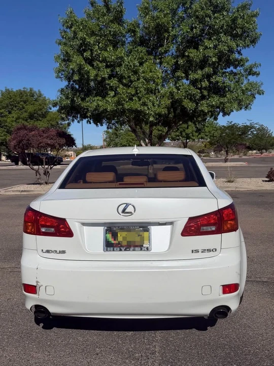 2007 Lexus IS 2nd Gen - Image 4 of 13