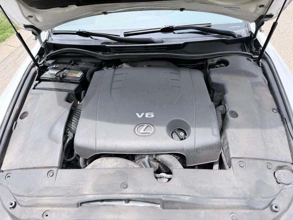 2007 Lexus IS 2nd Gen - Image 13 of 15