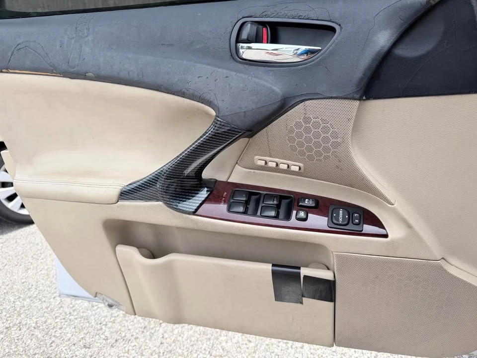 2007 Lexus IS 2nd Gen - Image 10 of 15