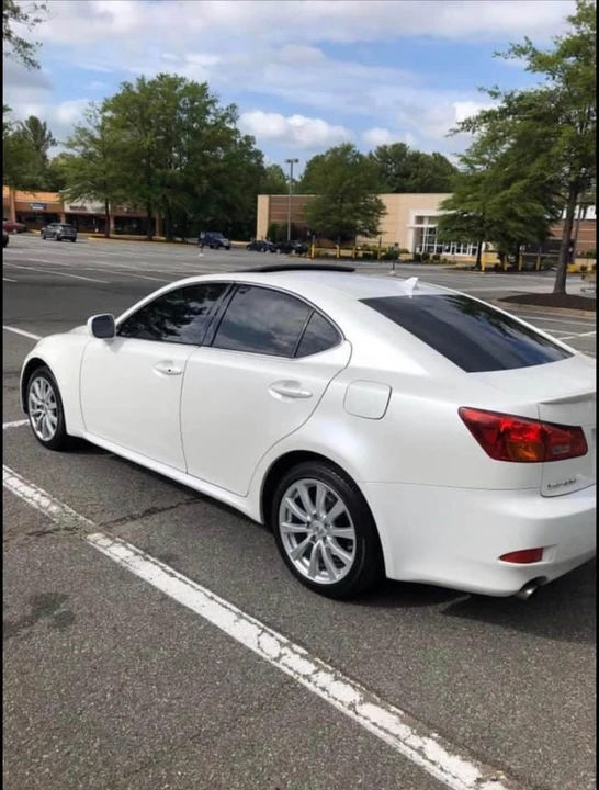 2007 Lexus IS 2nd Gen - Image 2 of 7