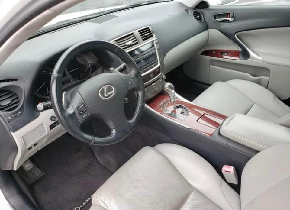 2007 Lexus IS 2nd Gen - Image 4 of 7