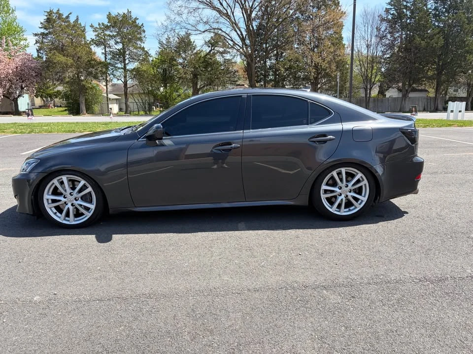 2007 Lexus IS 2nd Gen - Image 5 of 15