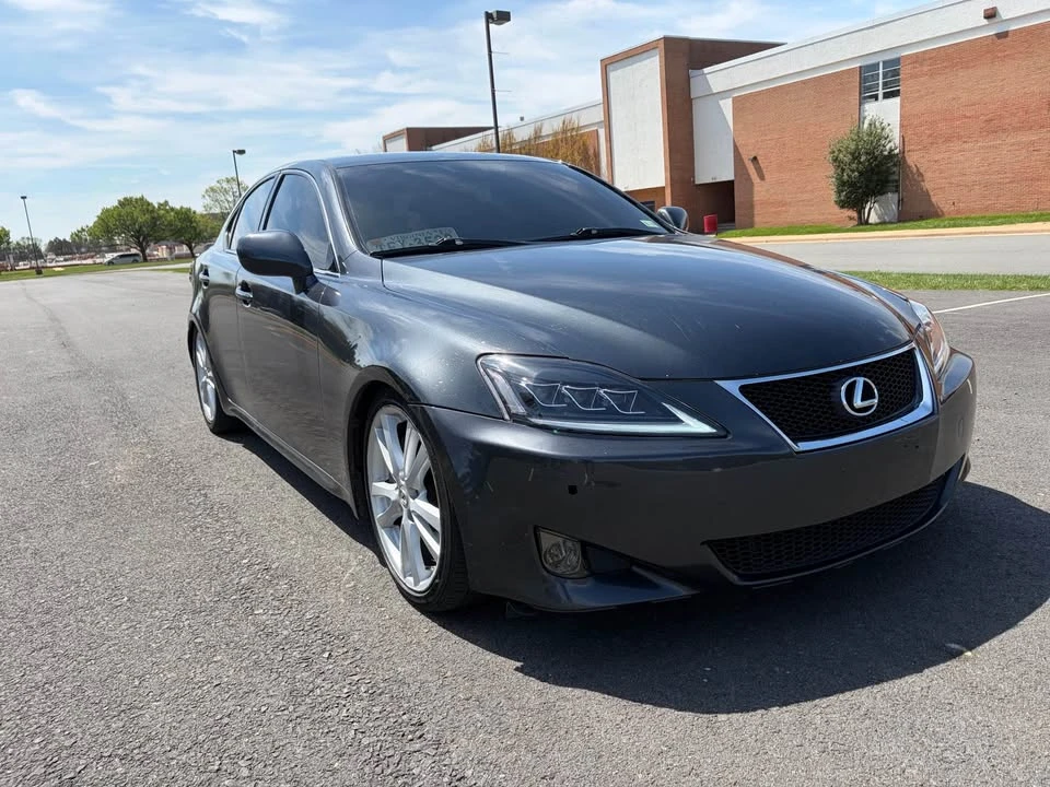 2007 Lexus IS 2nd Gen - Image 3 of 15