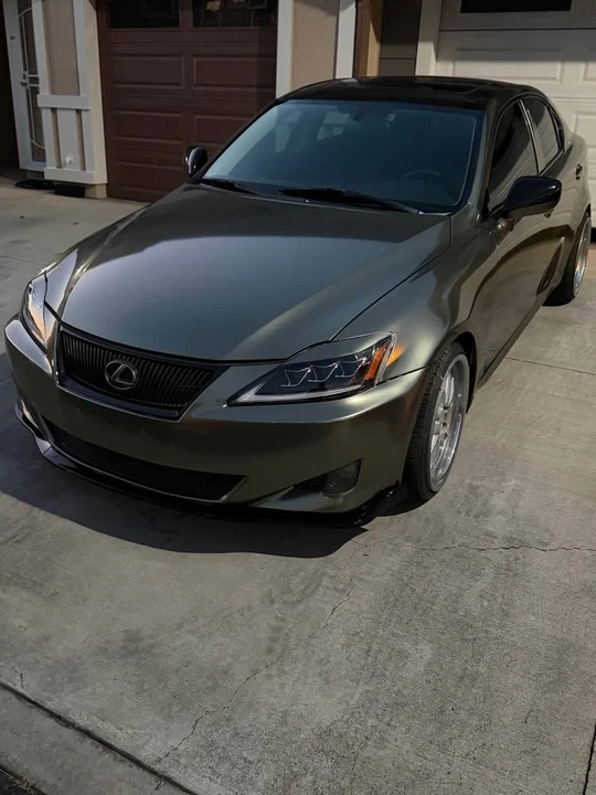 2007 Lexus IS 2nd Gen - Image 2 of 10