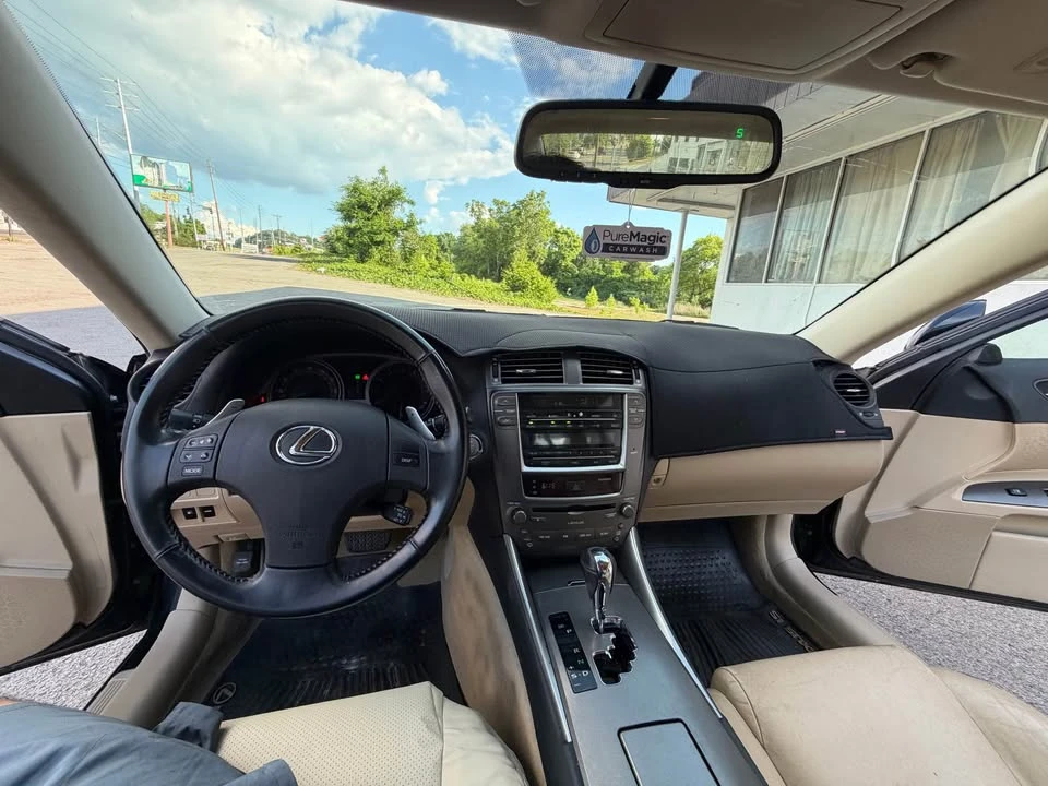 2007 Lexus IS 2nd Gen - Image 14 of 18