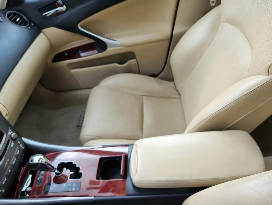 2007 Lexus IS 2nd Gen - Image 9 of 13
