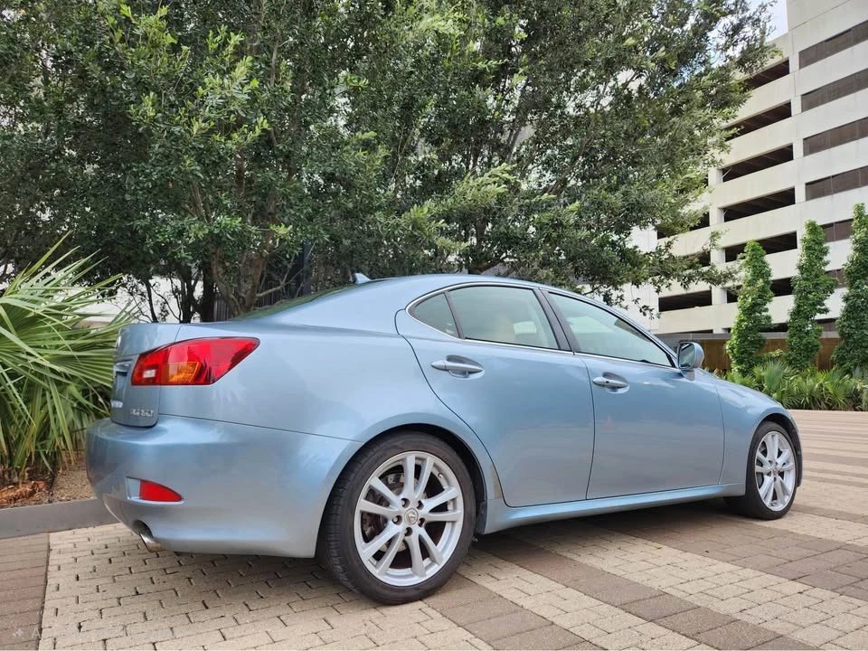 2007 Lexus IS 2nd Gen - Image 6 of 13