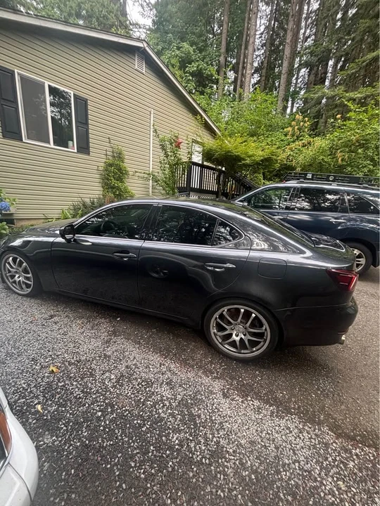 2007 Lexus IS 2nd Gen - Image 4 of 18