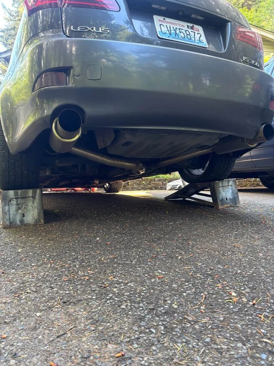 2007 Lexus IS 2nd Gen - Image 16 of 18
