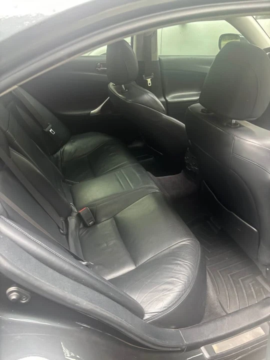 2007 Lexus IS 2nd Gen - Image 11 of 18