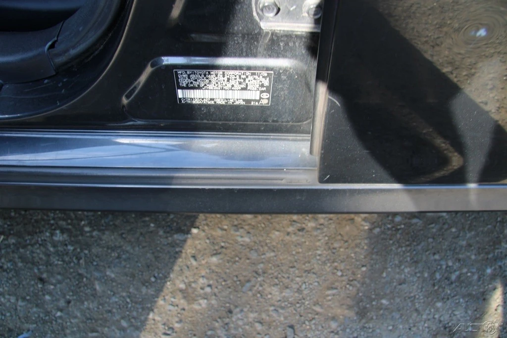 2007 Lexus IS 2nd Gen - Image 12 of 21