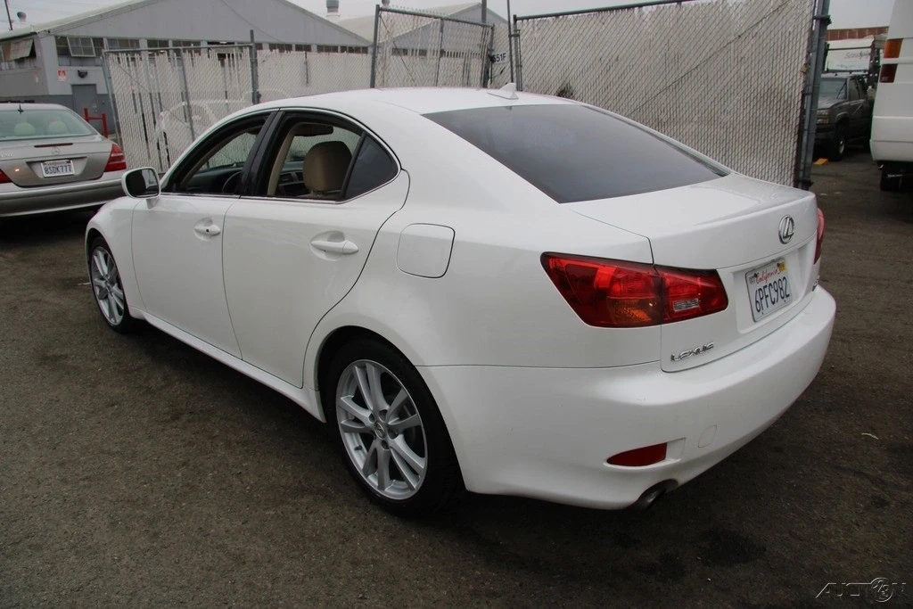 2007 Lexus IS 2nd Gen - Image 4 of 21