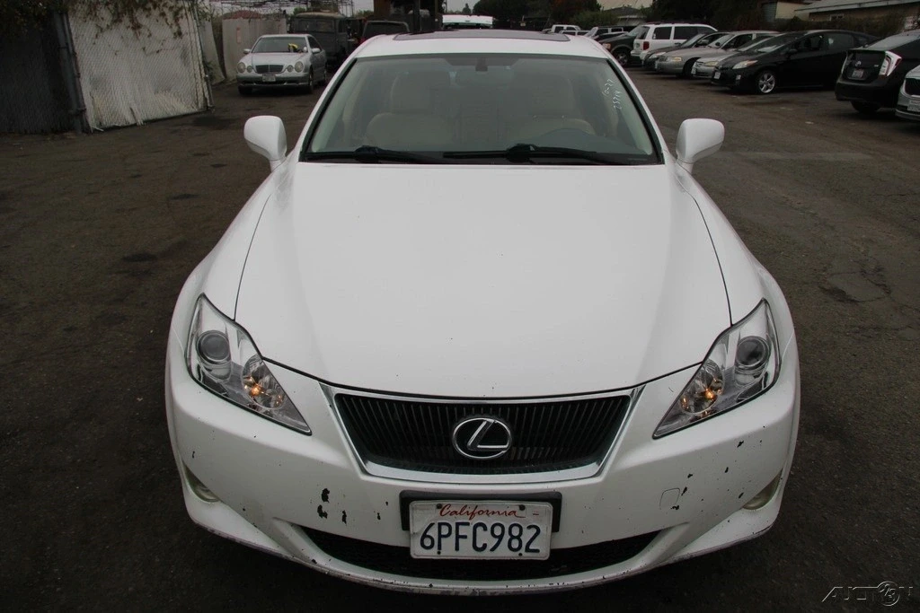 2007 Lexus IS 2nd Gen - Image 9 of 21