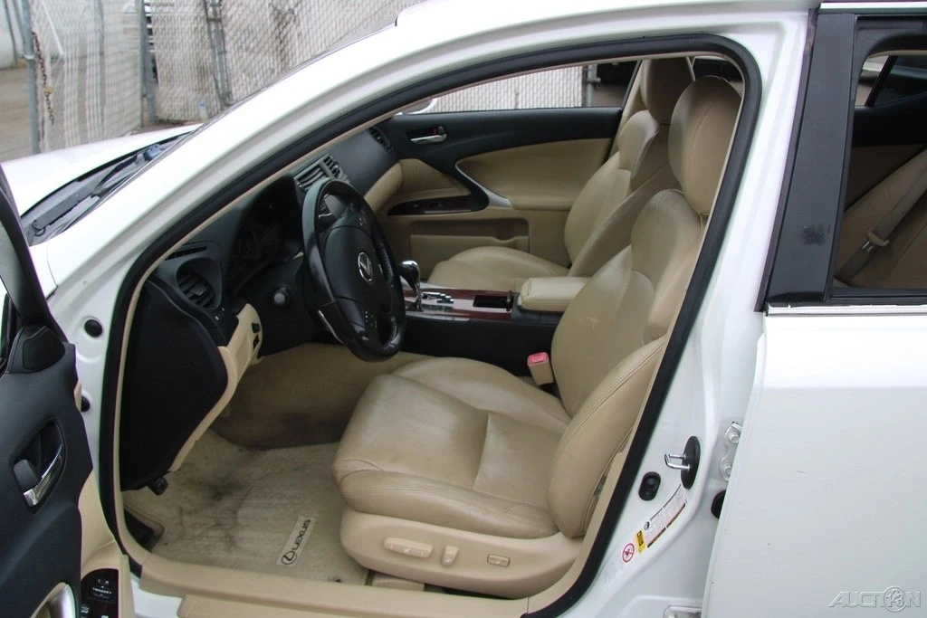 2007 Lexus IS 2nd Gen - Image 13 of 21