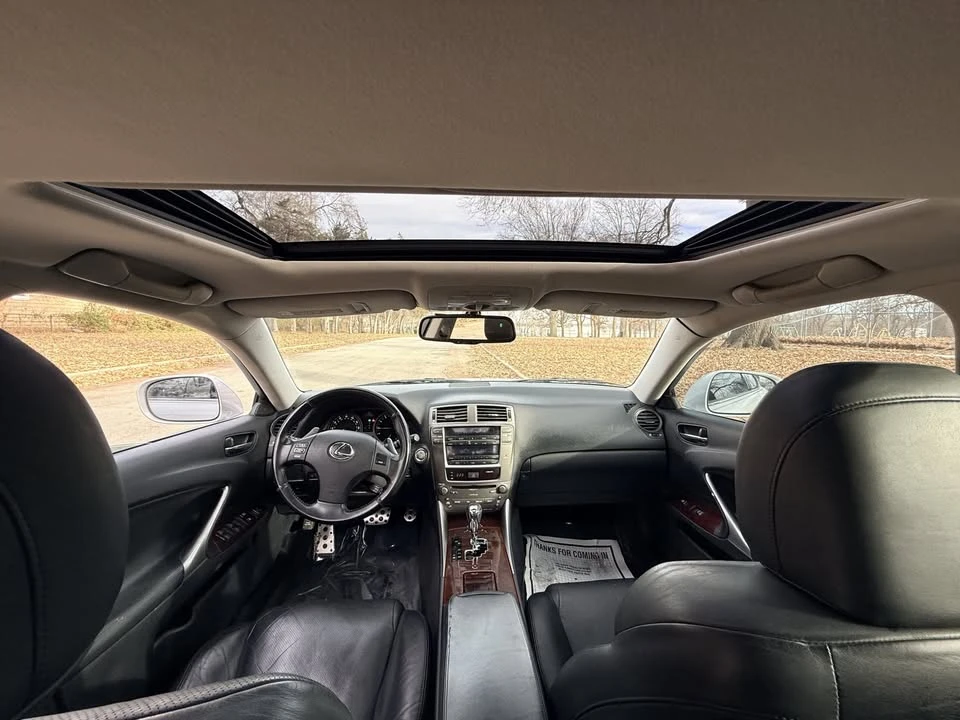 2007 Lexus IS 2nd Gen - Image 14 of 19