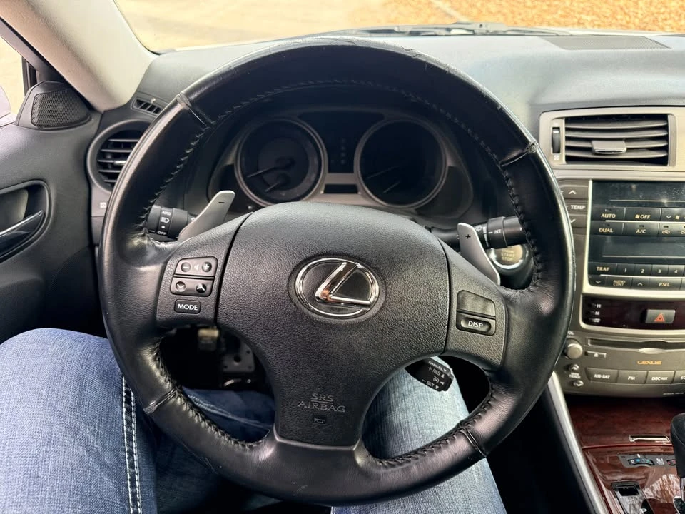 2007 Lexus IS 2nd Gen - Image 9 of 19