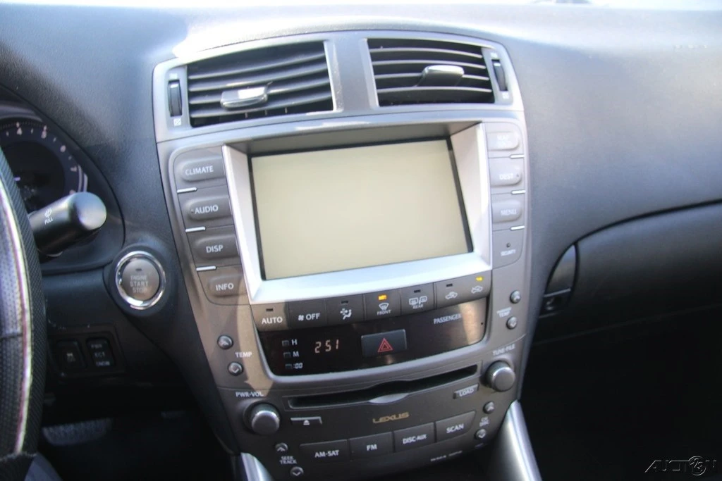 2007 Lexus IS 2nd Gen - Image 18 of 21