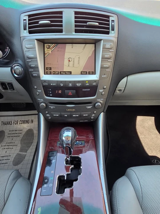 2007 Lexus IS 2nd Gen - Image 13 of 19