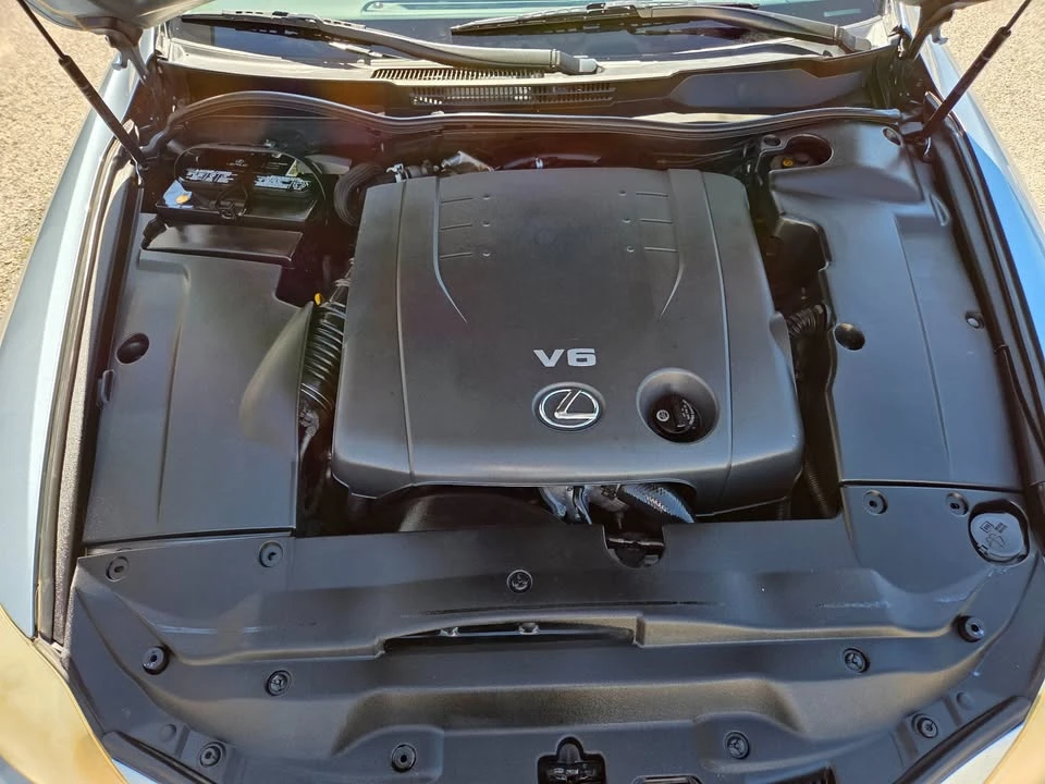 2007 Lexus IS 2nd Gen - Image 17 of 19