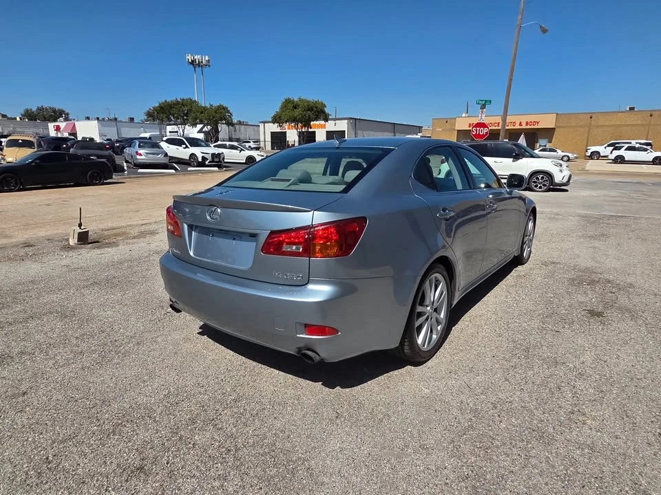 2007 Lexus IS 2nd Gen - Image 4 of 19
