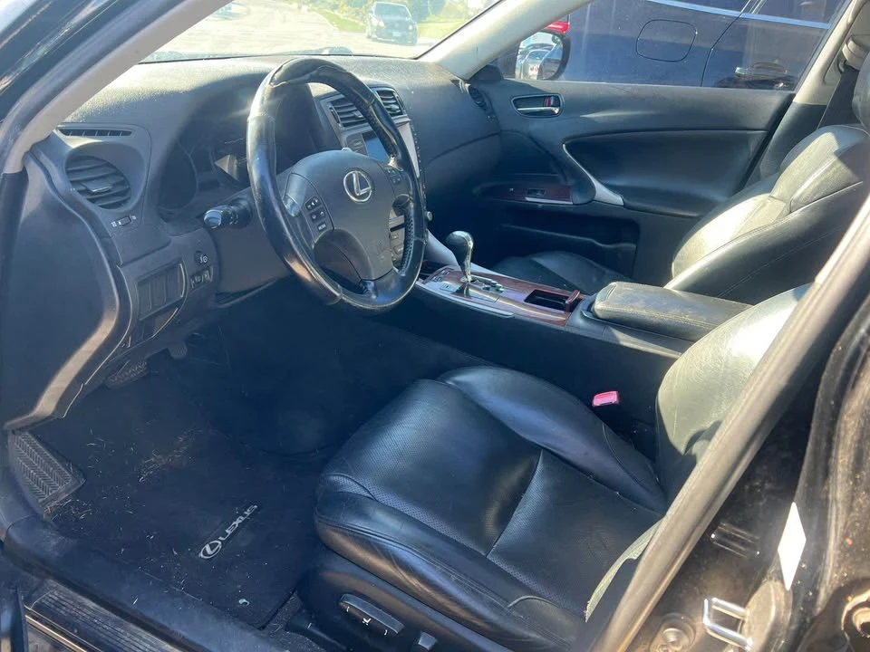 2007 Lexus IS 2nd Gen - Image 4 of 7