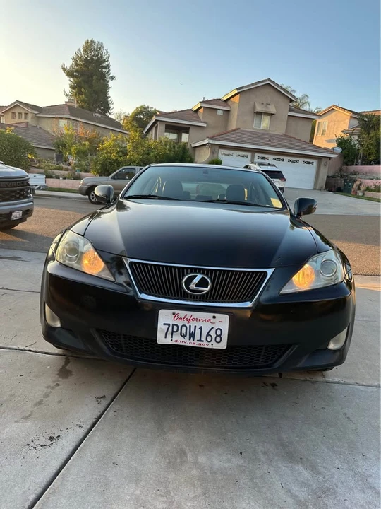 2007 Lexus IS 2nd Gen - Image 5 of 8