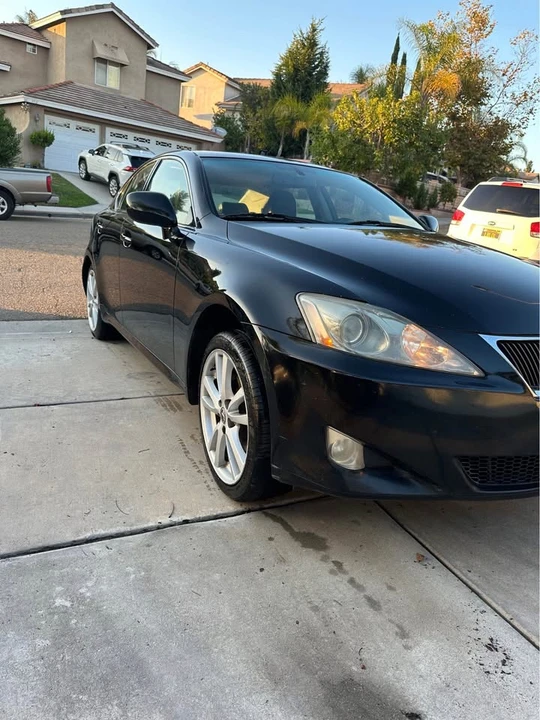 2007 Lexus IS 2nd Gen - Image 6 of 8