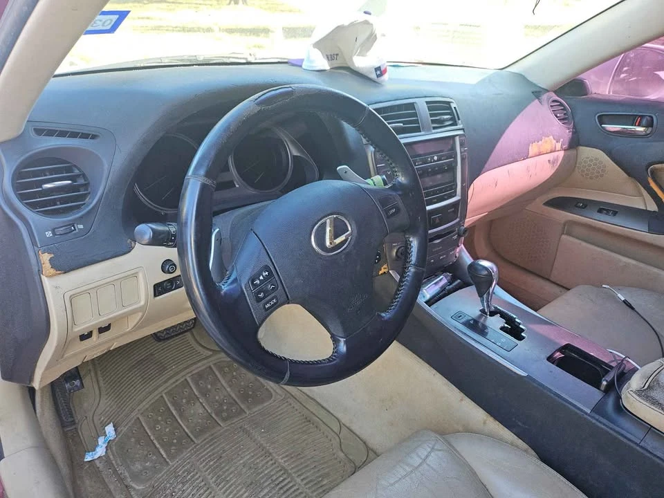 2007 Lexus IS 2nd Gen - Image 8 of 10